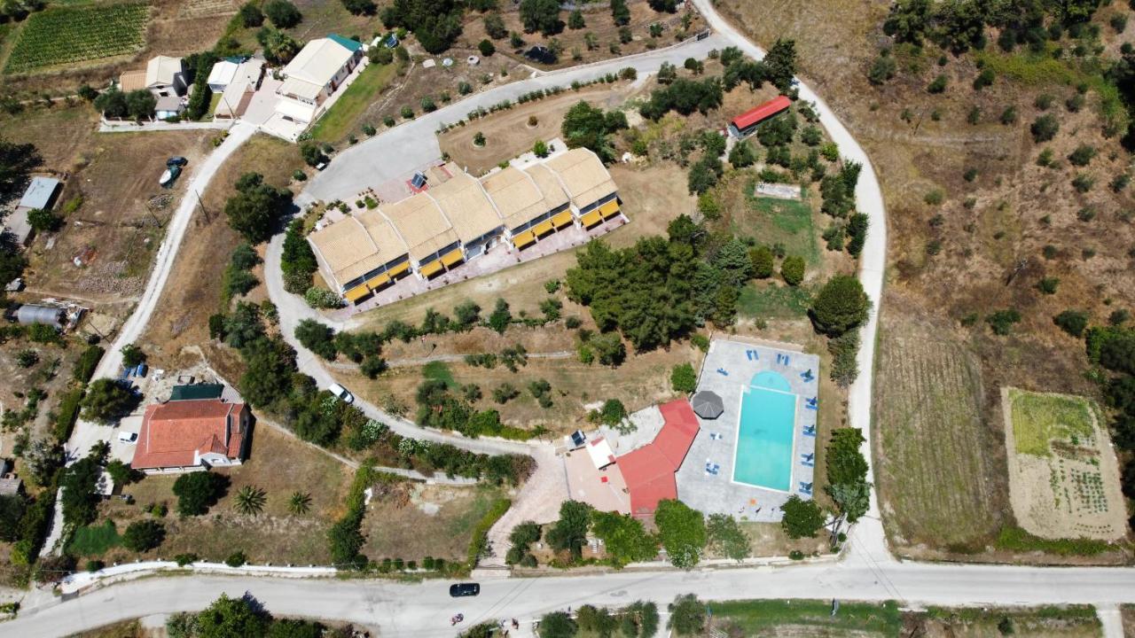 Gardenos Hotel Vitaládes Zewnętrze zdjęcie