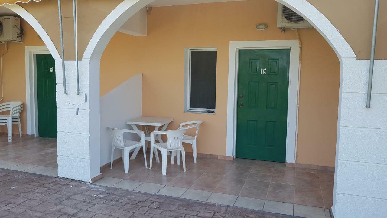 Gardenos Hotel Vitaládes Zewnętrze zdjęcie