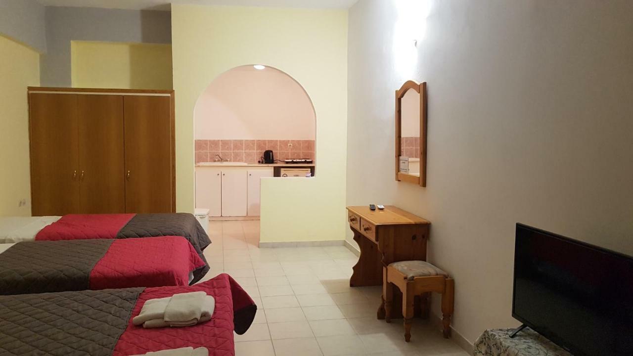 Gardenos Hotel Vitaládes Zewnętrze zdjęcie