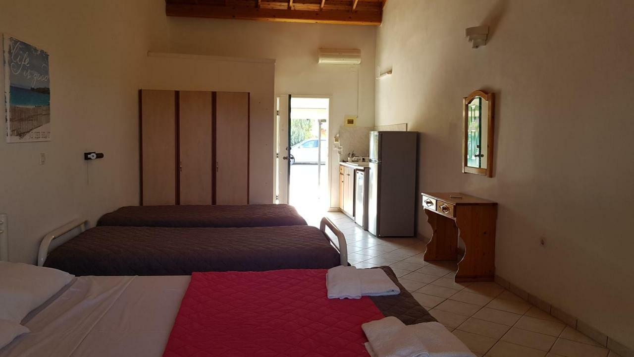 Gardenos Hotel Vitaládes Zewnętrze zdjęcie